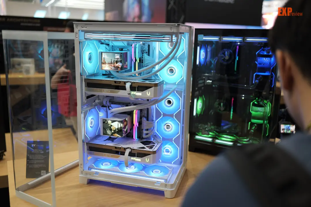Thermaltake CAPO X Case Showcases Dual-Platform Aquarium Design at Computex