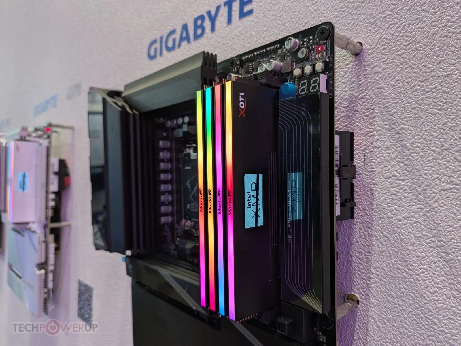 V-Color Xfinity+ OLED Manta DDR5 memory modules