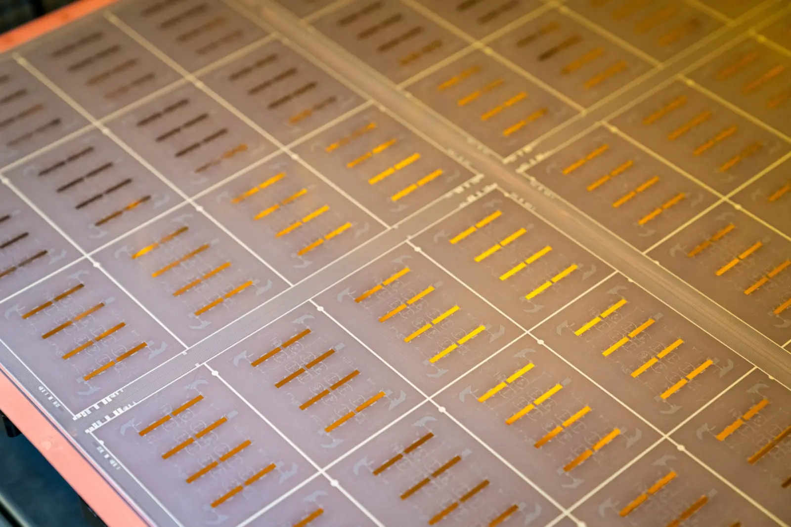 Intel EMIB-T advanced packaging technology demonstration