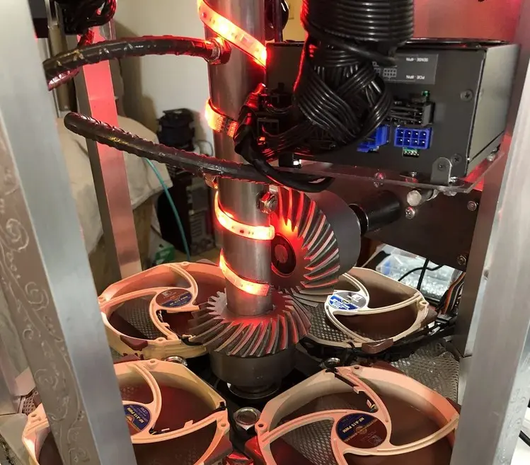 Rotating PC with spinning motherboard and GPU