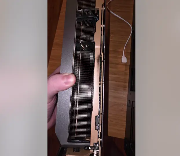 Blackened residue on RTX 5090 PCB and motherboard PCIe slot