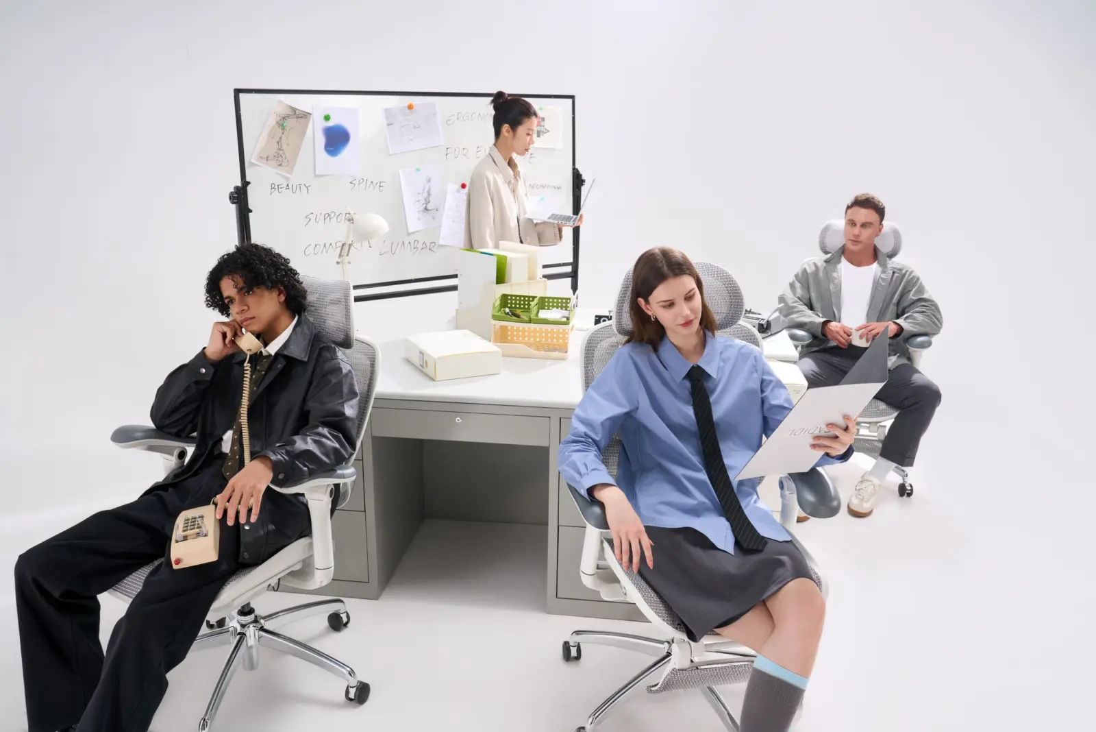 Sihoo Doro C300 Pro V2 ergonomic chair in a gaming setup