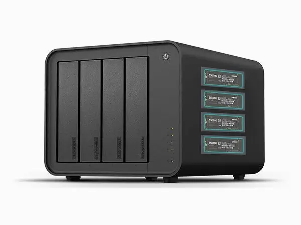 TerraMaster D8 Hybrid 2