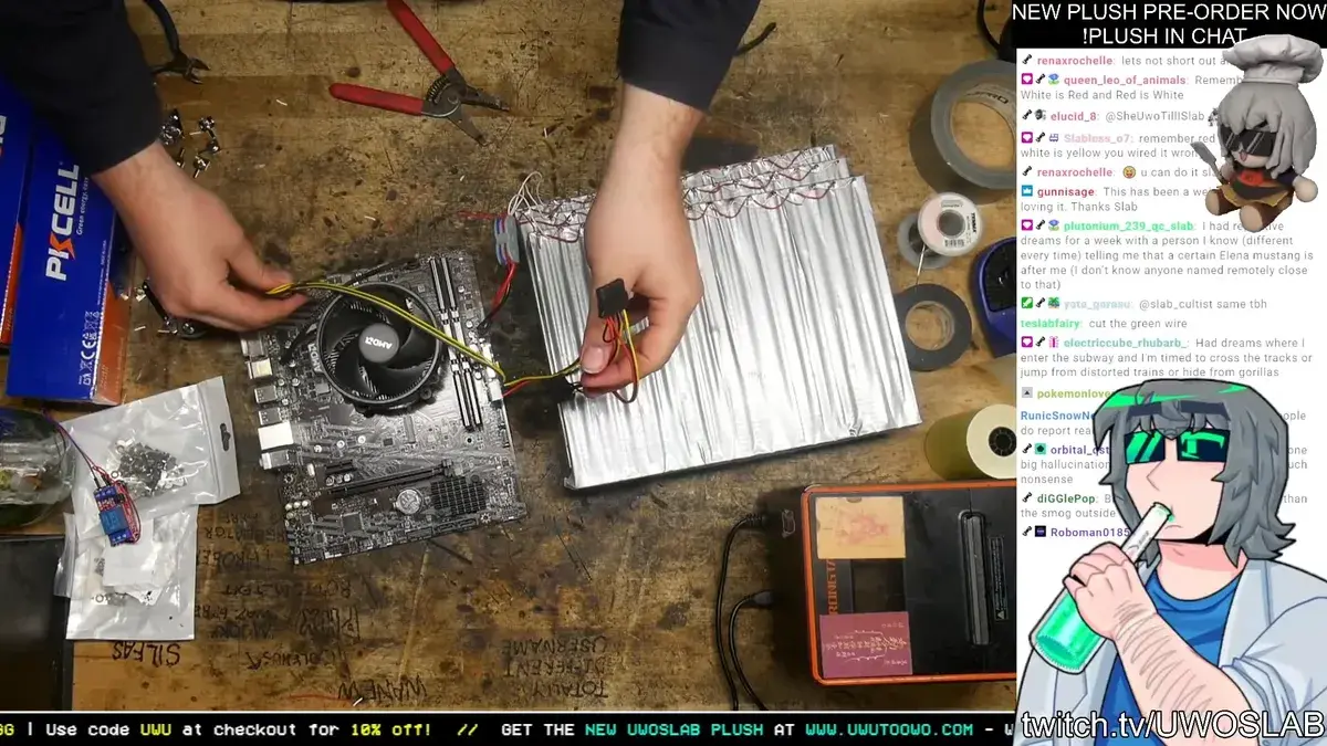AM4 desktop PC powered by a large array of AA batteries