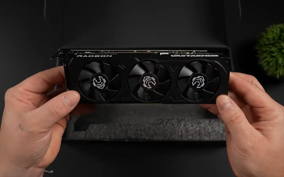 AMD RX 9060 XT LP