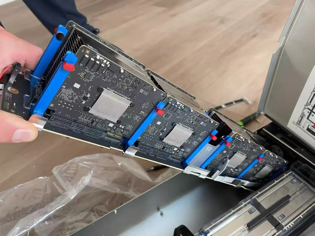 Alleged Apple Private Cloud Compute server hardware