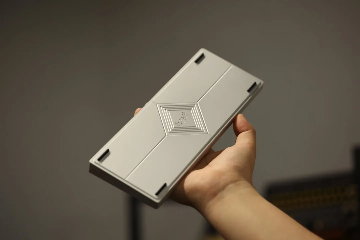 Chosfox Init40 40% keyboard with CNC aluminum case