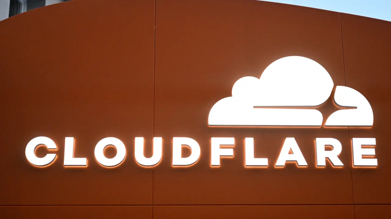 Cloudflare Big Pineapple shrinks DNS entries to free 100TB RAM