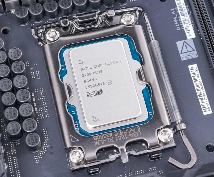 Intel Core Ultra 7 270K Plus processor