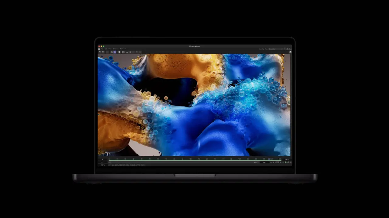 MacBook Air Shortage Hits Shoppers as Apple Pushes 14-Inch Pro Sales
