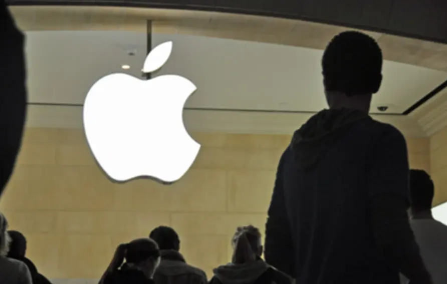 Apple M8 Ultra Server Plans Signal Return to Enterprise AI Market