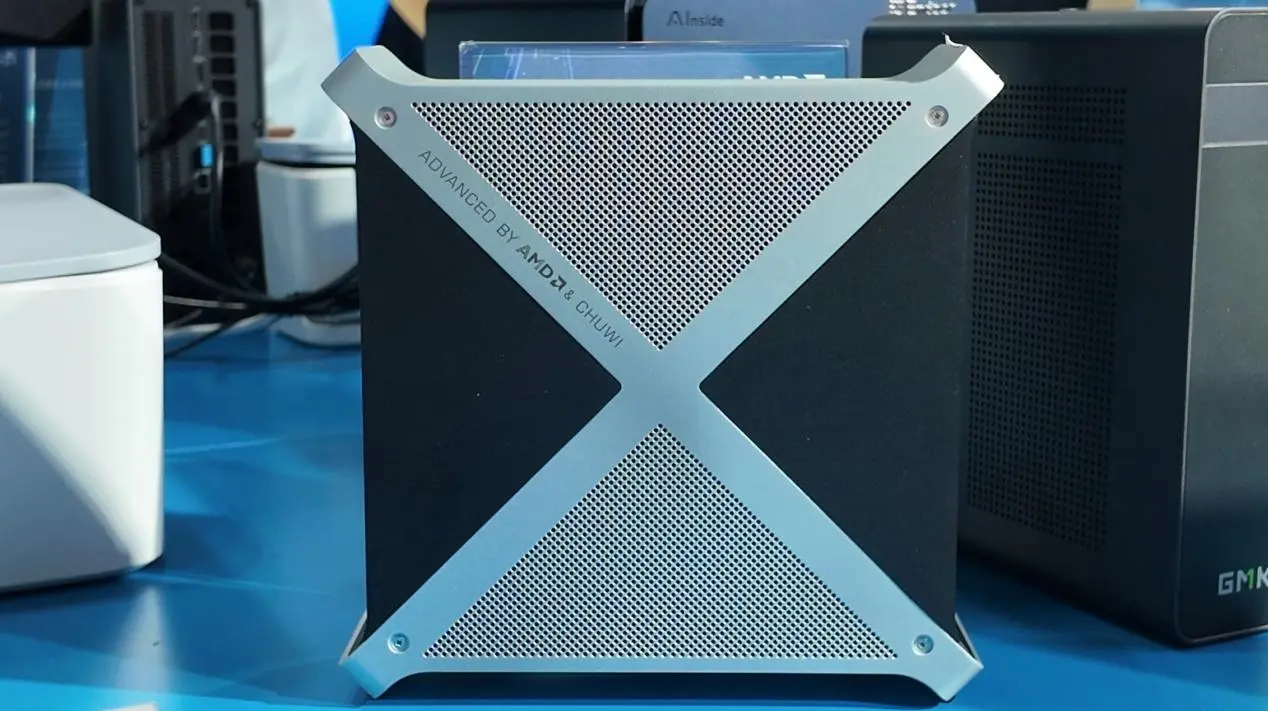 CHUWI UniBox AI495 Pro mini PC
