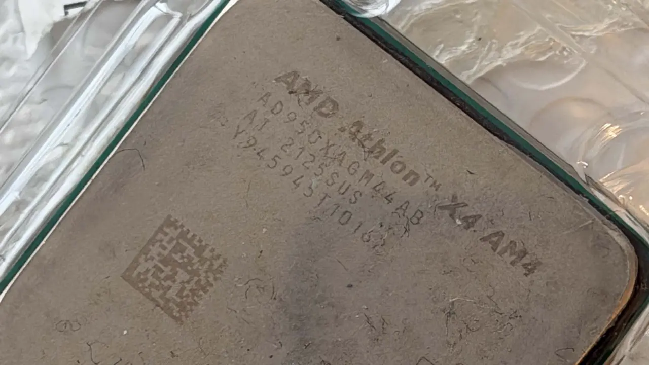 AliExpress Buyer Ordered Ryzen 9 5950X, Received 9-Year-Old Athlon X4 Instead