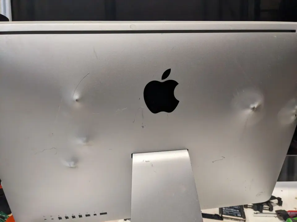 Apple iMac Survives 14 Bullet Shots With HDD and Motherboard Intact