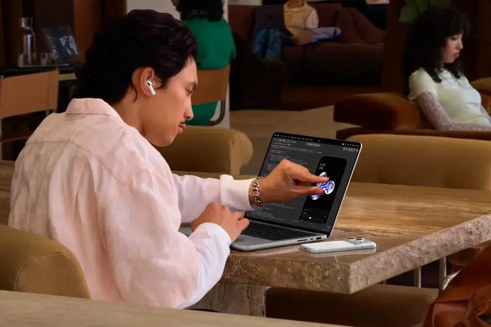Apple MacBook Pro with touchscreen display