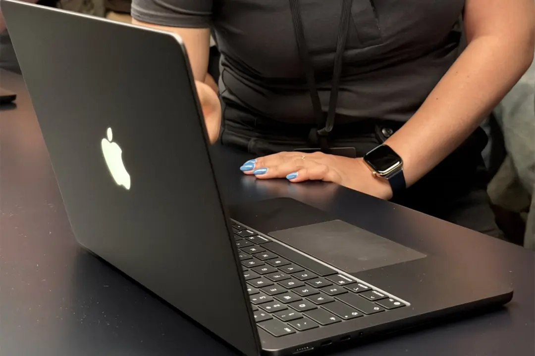Apple MacBook Pro launches in China with mandatory touchscreen, starting at around $3,443