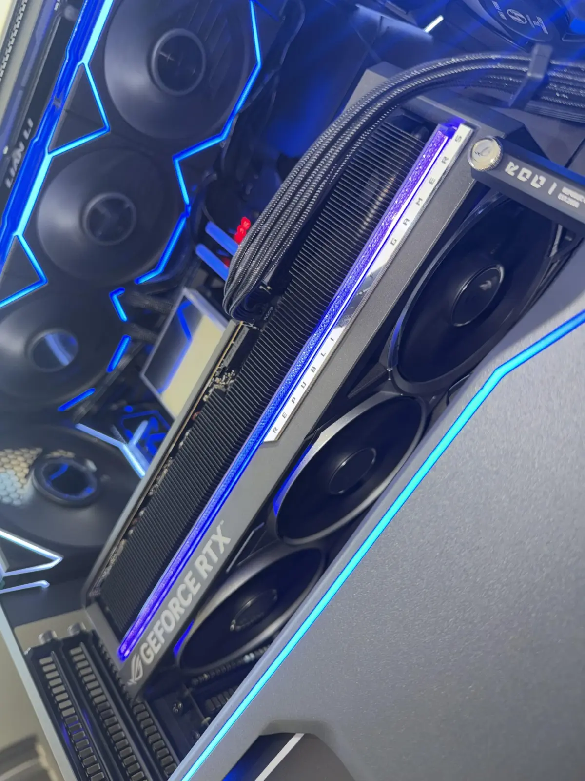 ASUS ROG Astral RTX 5090 graphics card