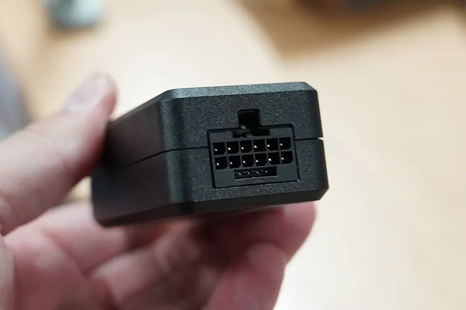 Cooler Master GPU Shield Adapter Cable with control box and LED ring
