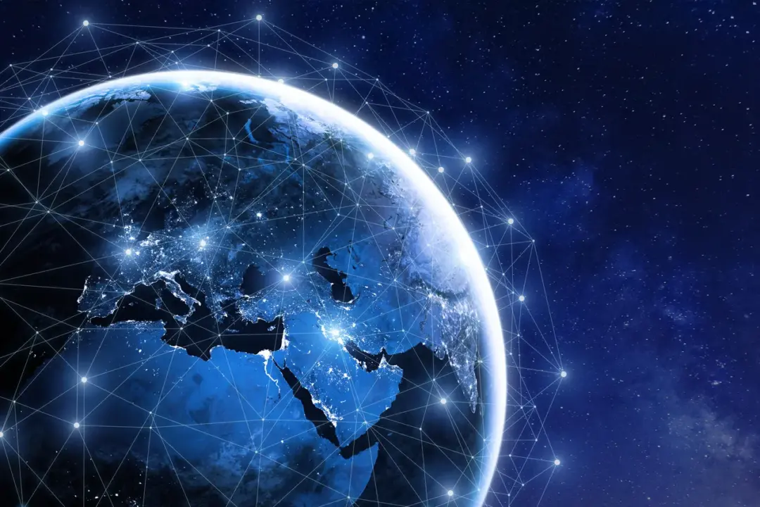 FCC Approves SpaceX to Deploy 15,000 Direct-to-Cell Satellites for Global Coverage