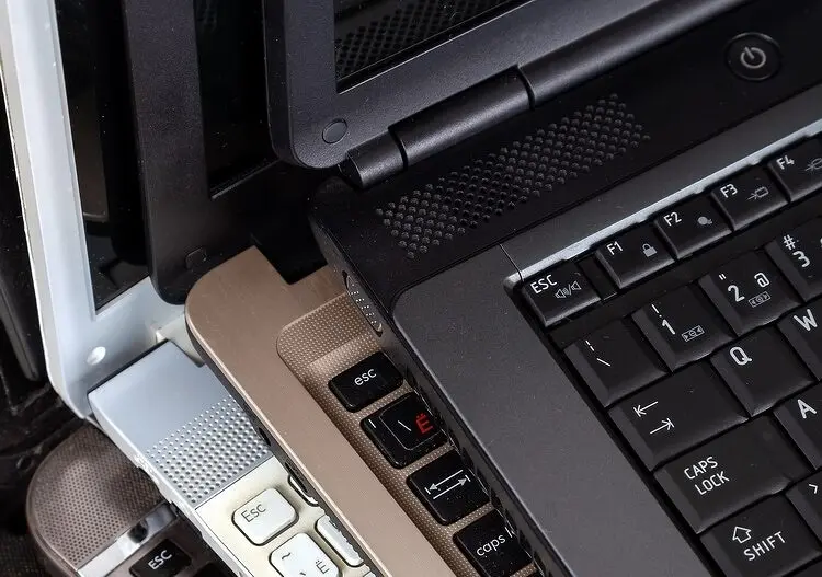 Russian laptop prices jump 10% as 8GB RAM models return amid global memory shortages