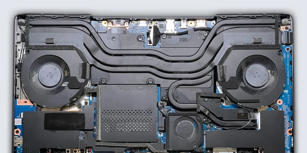 TUXEDO Stellaris 16 Gen8 laptop
